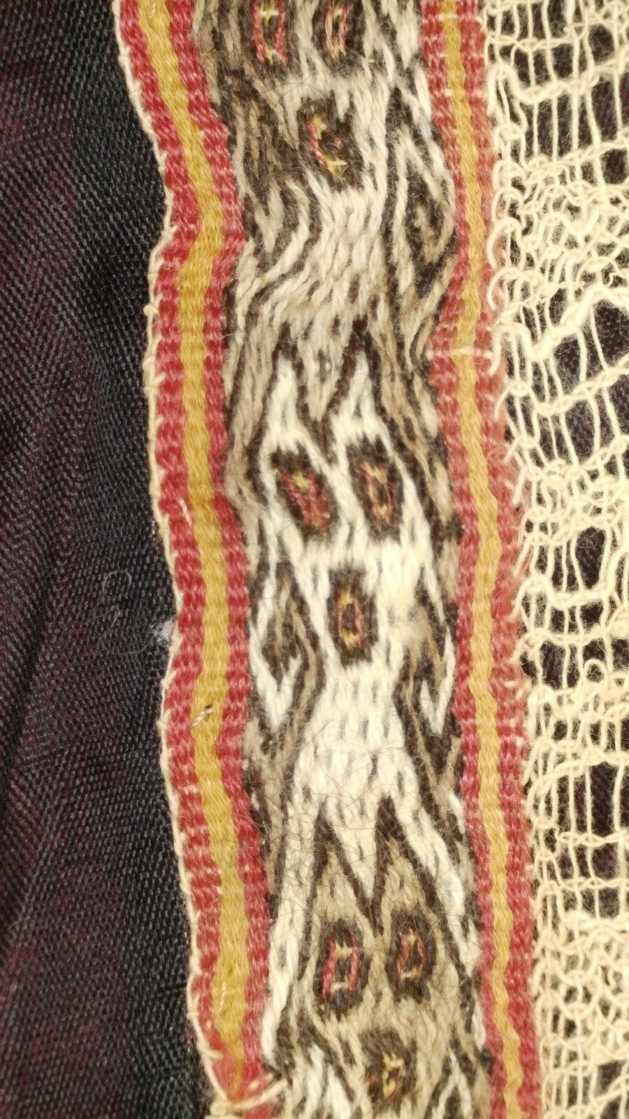 Authentic Pre Columbian Artifact Chancay Lace Textile Shroud Spooky Spirits COA